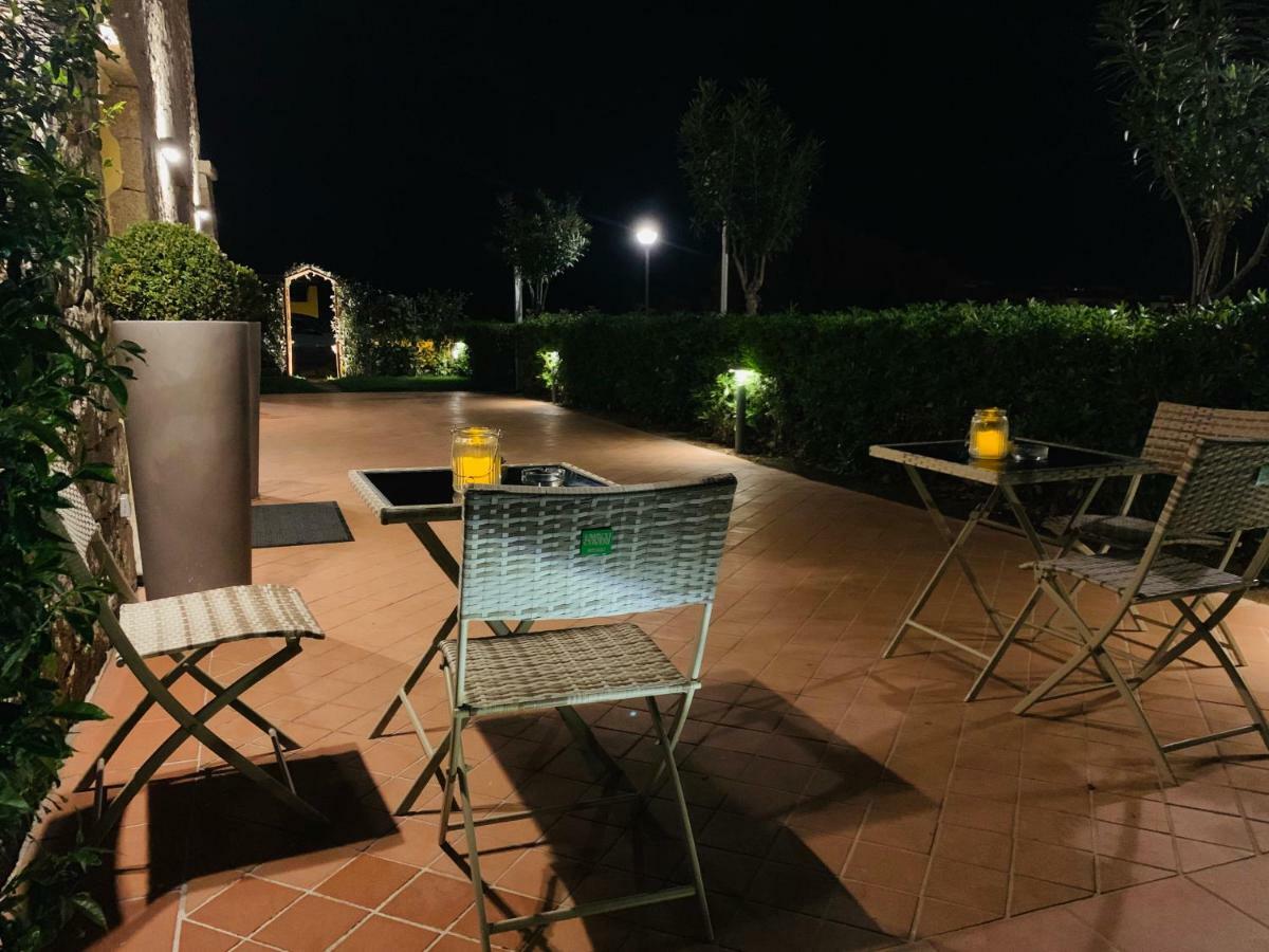 Relais Del Borgo- Domo Hotel Porto San Paolo  Exterior photo